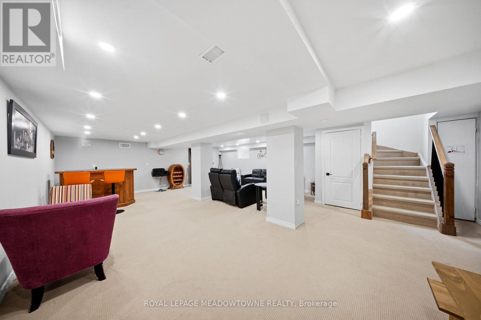 208 Glen Oak Drive, Oakville (Wo West), Ontario  L6K 2J2 - Photo 33 - W12887614