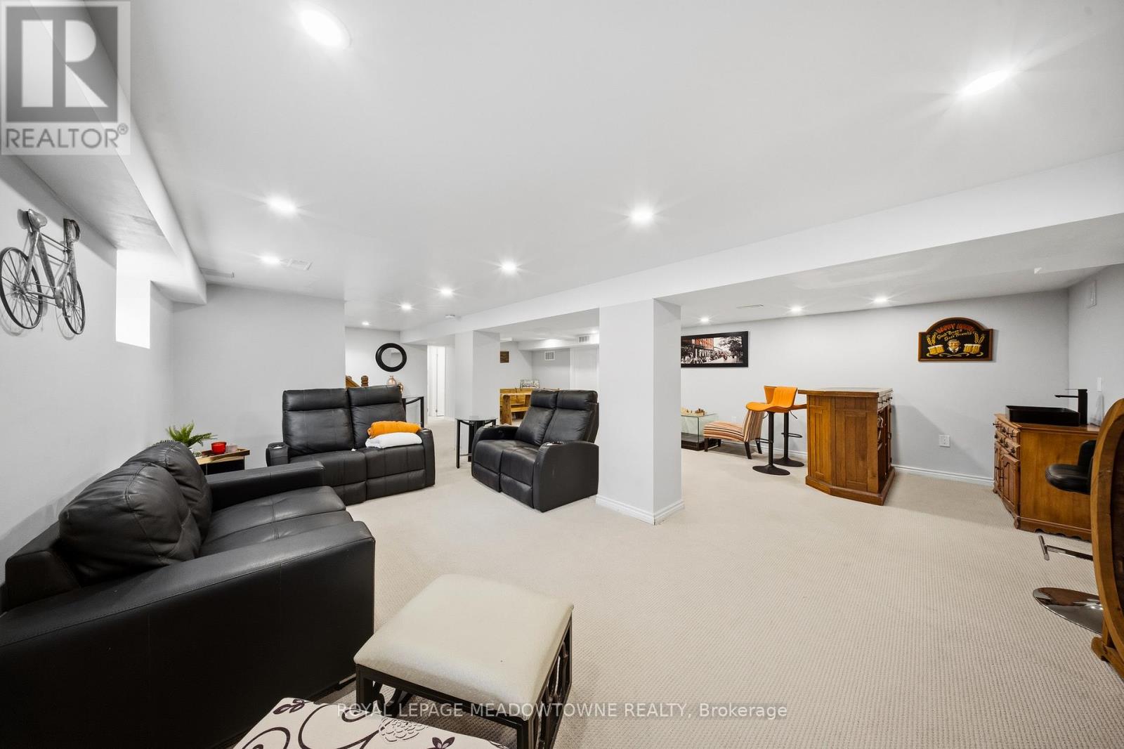 208 Glen Oak Drive, Oakville (Wo West), Ontario  L6K 2J2 - Photo 34 - W12887614