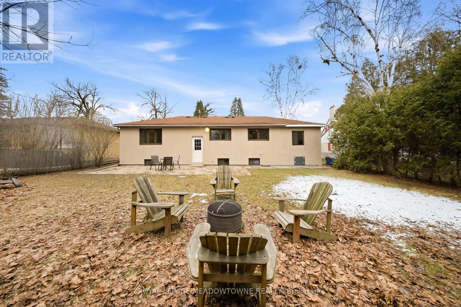 208 Glen Oak Drive, Oakville (Wo West), Ontario  L6K 2J2 - Photo 45 - W12887614