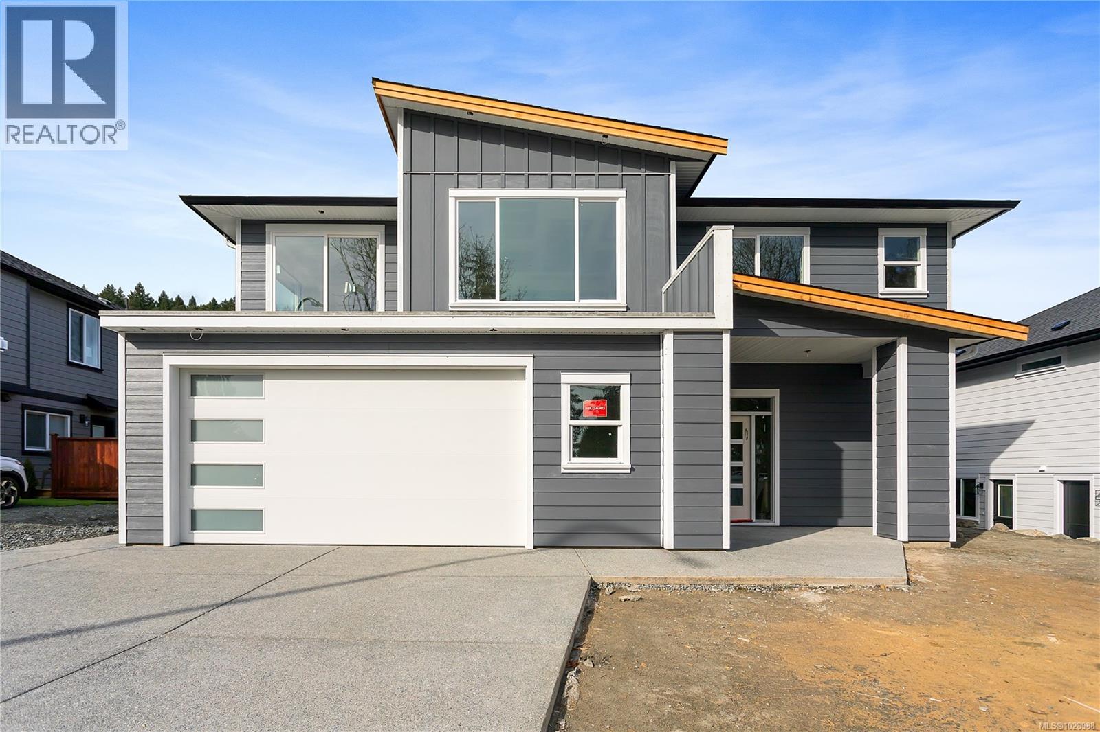 858 Russell Rd, Ladysmith, British Columbia