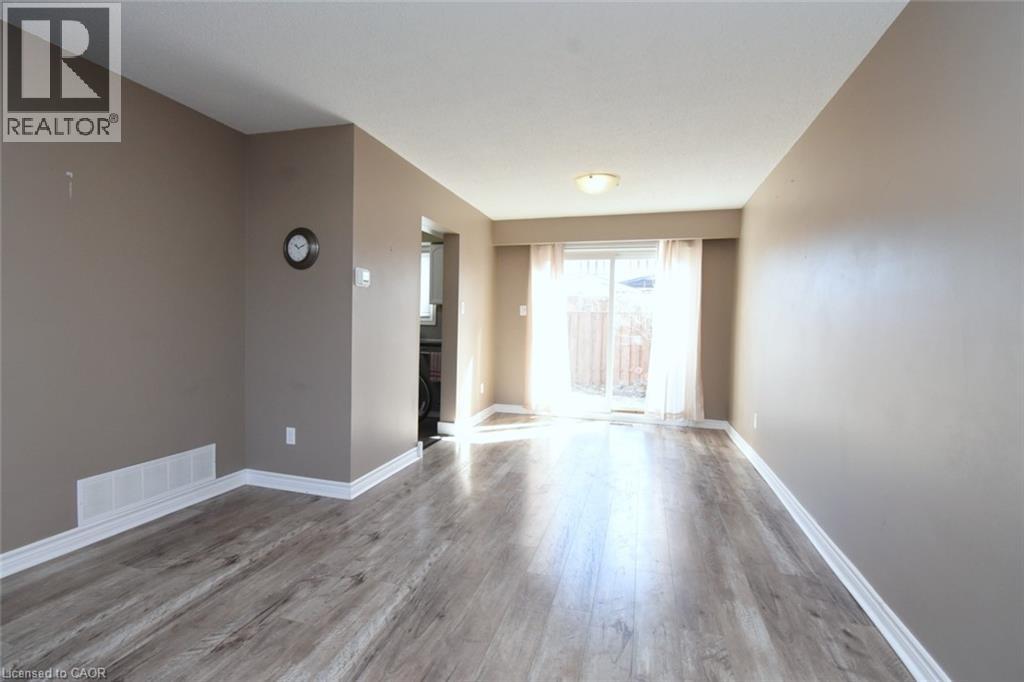 150 Gateshead Crescent Unit# 122, Stoney Creek, Ontario  L8G 4A7 - Photo 5 - 40810806