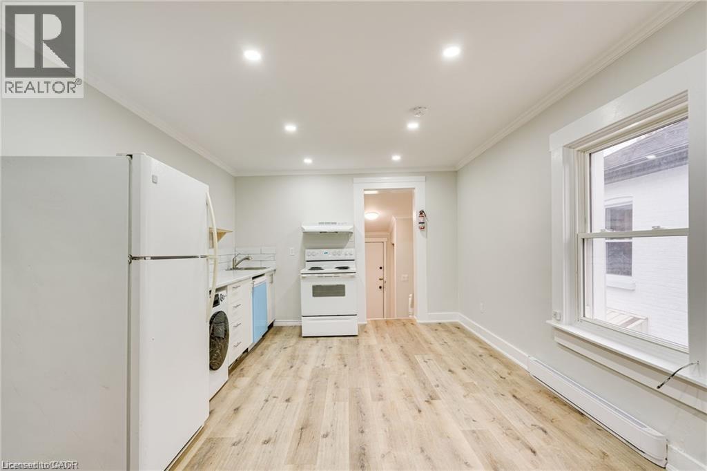 33 Albion Street Unit# Upper, Brantford, Ontario  N3T 3L9 - Photo 1 - 40812538