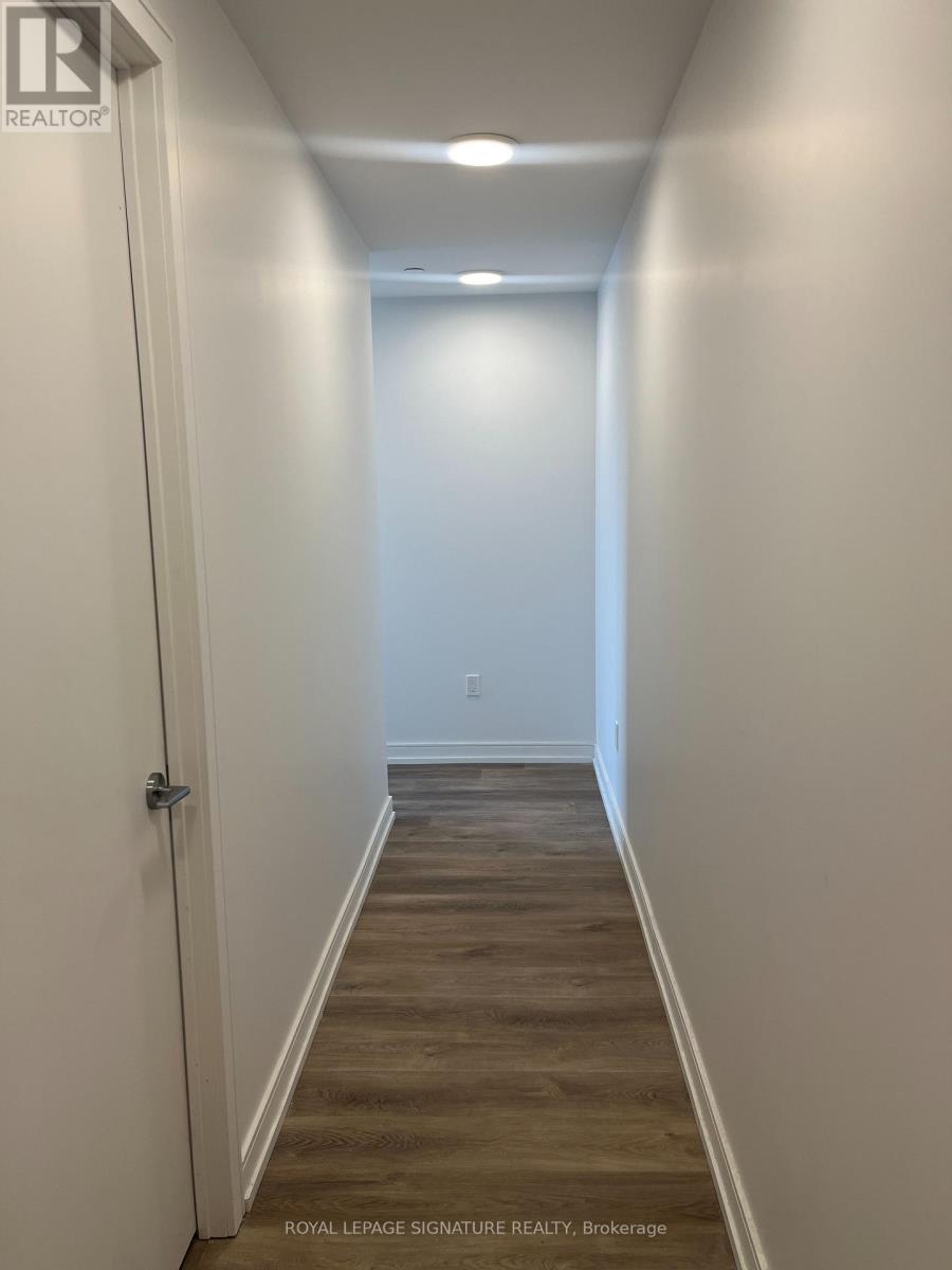 1523 - 1 Jarvis Street, Hamilton, Ontario  L8R 3J2 - Photo 3 - X12887440