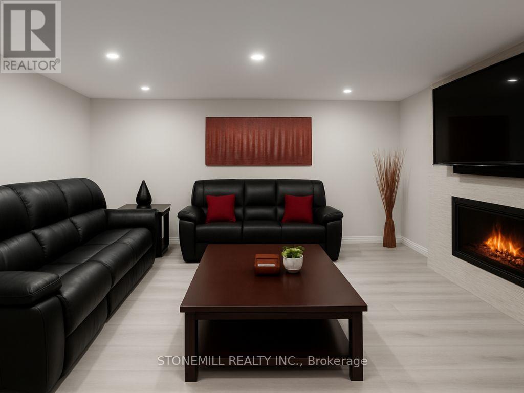 Lower - 368 Mountain Brow Boulevard, Hamilton, Ontario  L8T 1A6 - Photo 7 - X12887472