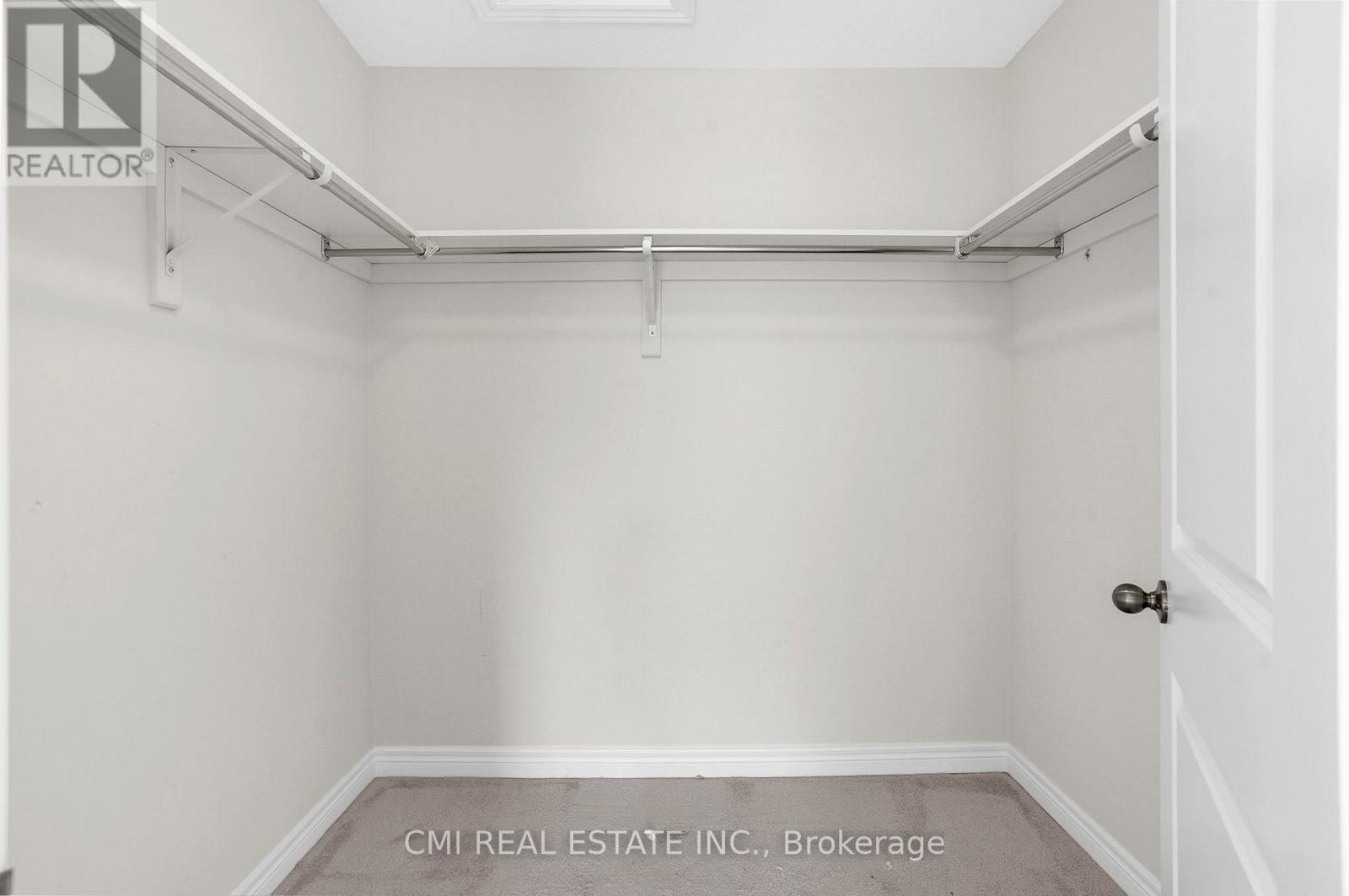 32 Alayche Trail, Welland, Ontario  L3C 0J7 - Photo 18 - X12887520