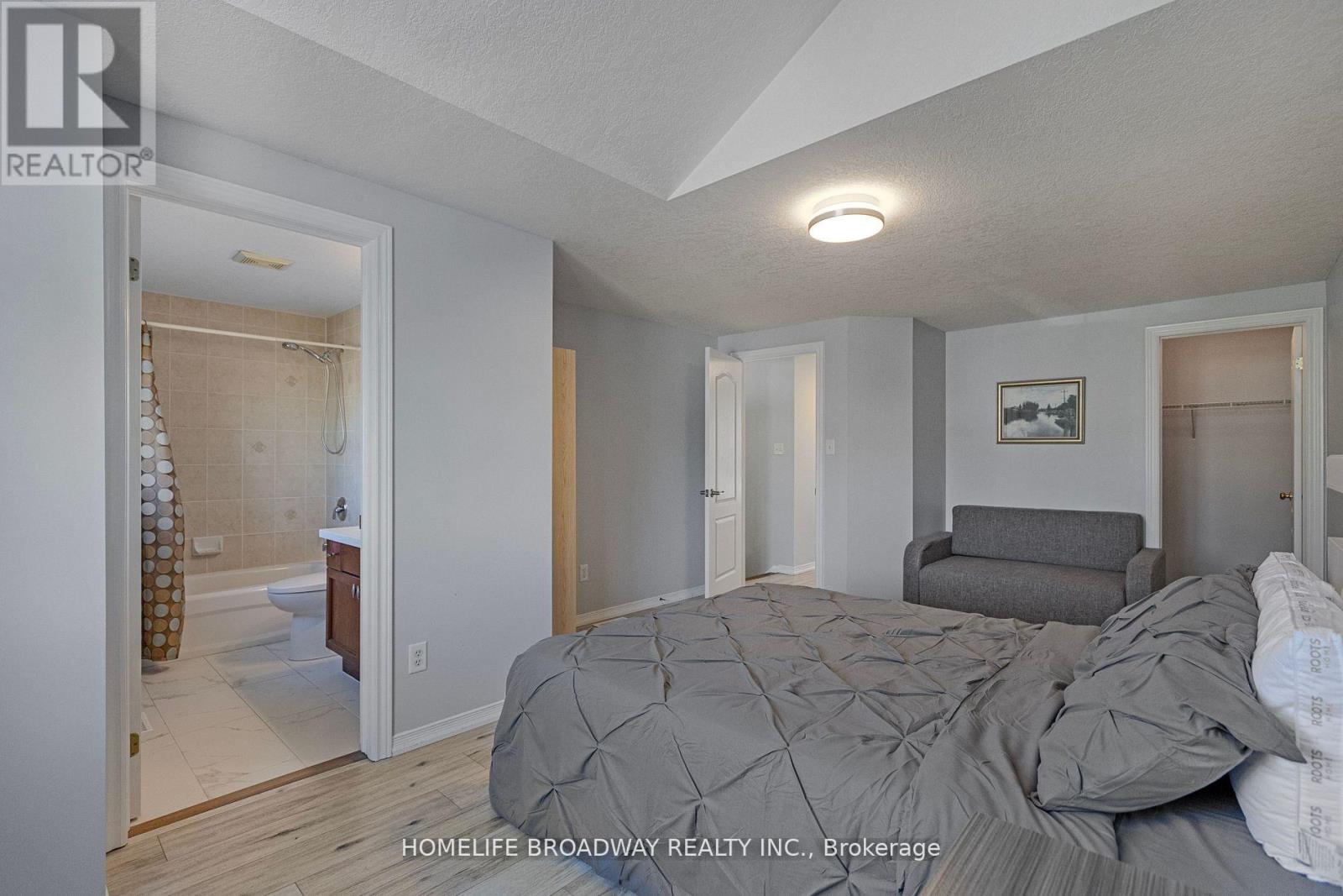 752 Paris Boulevard, Waterloo, Ontario  N2T 2Y1 - Photo 22 - X12887540