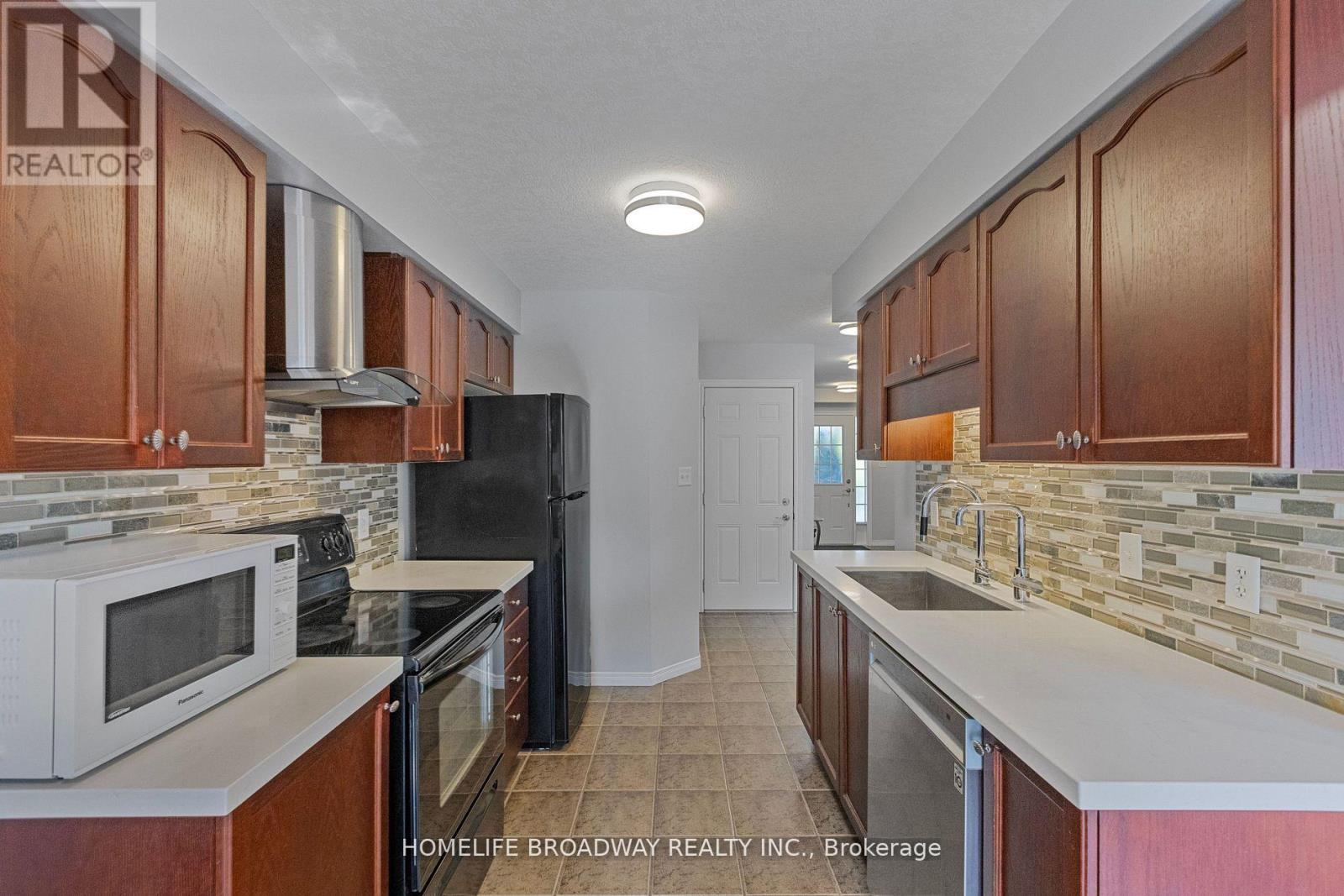 752 Paris Boulevard, Waterloo, Ontario  N2T 2Y1 - Photo 16 - X12887556