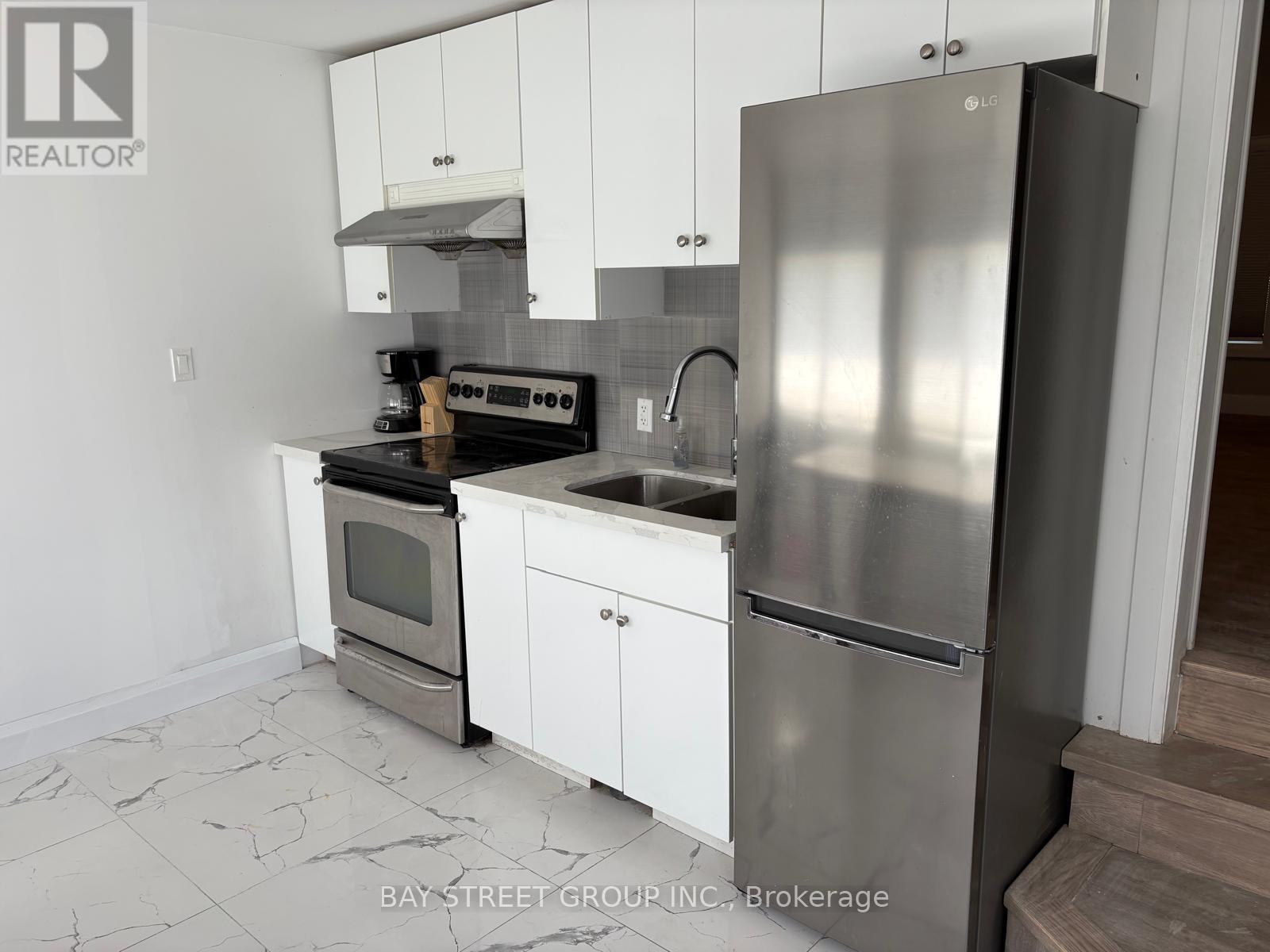 Unit E - 5757 Stanley Avenue, Niagara Falls, Ontario  L2G 3X6 - Photo 2 - X12887626