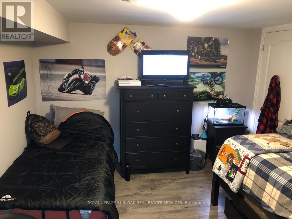 Lower - 15 Michael Avenue, Hamilton (Berrisfield), Ontario  L8T 2Y2 - Photo 10 - X12887642