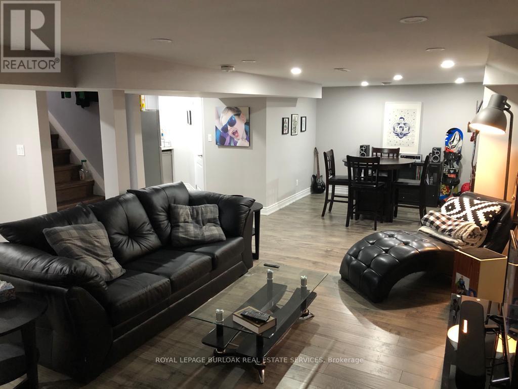 Lower - 15 Michael Avenue, Hamilton (Berrisfield), Ontario  L8T 2Y2 - Photo 5 - X12887642