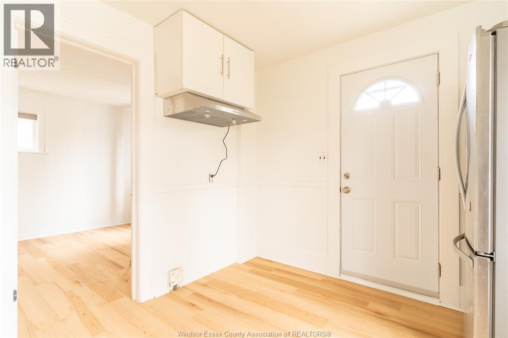 984 Mcewan Avenue, Windsor, Ontario  N9B 2G5 - Photo 13 - 26005463