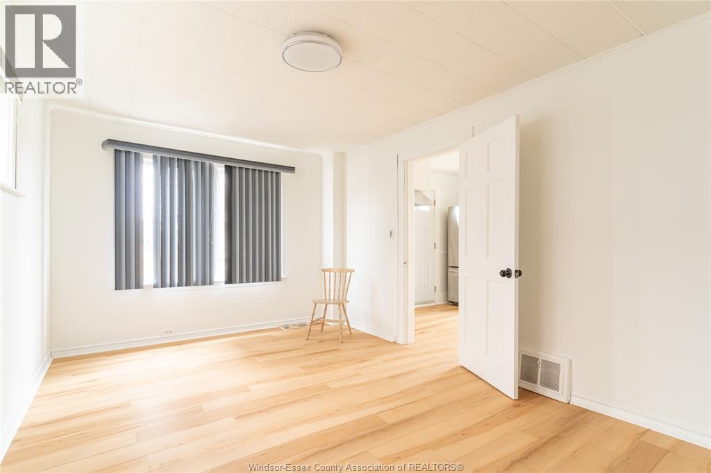 984 Mcewan Avenue, Windsor, Ontario  N9B 2G5 - Photo 17 - 26005463