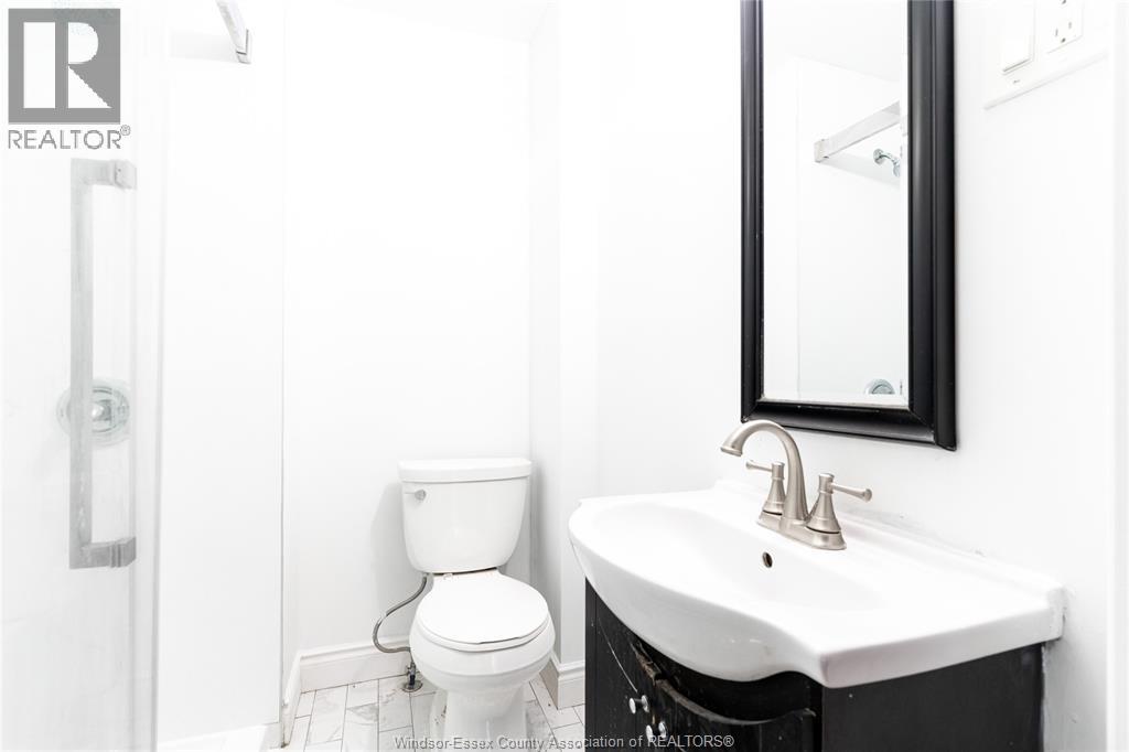 984 Mcewan Avenue, Windsor, Ontario  N9B 2G5 - Photo 20 - 26005463