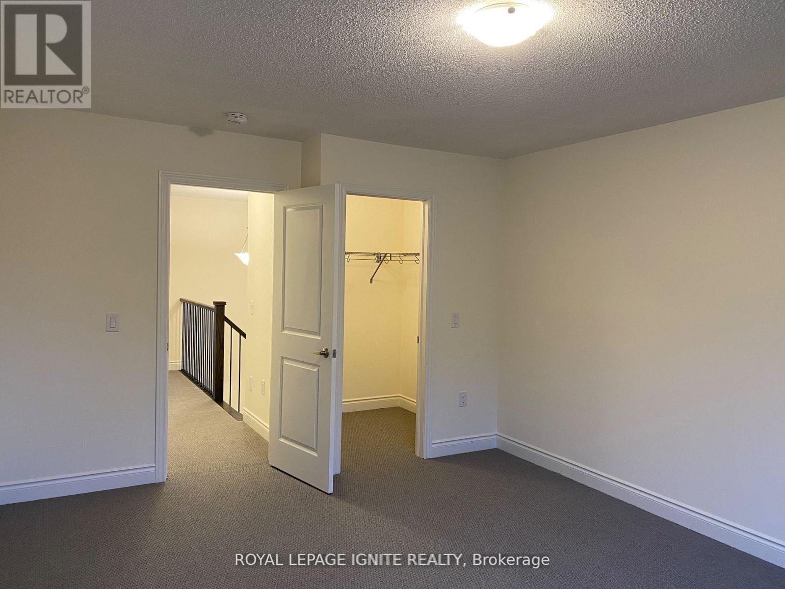 35 Bushwood Trail, Brampton, Ontario L6Y 6G6 - Photo 10 - W12738660