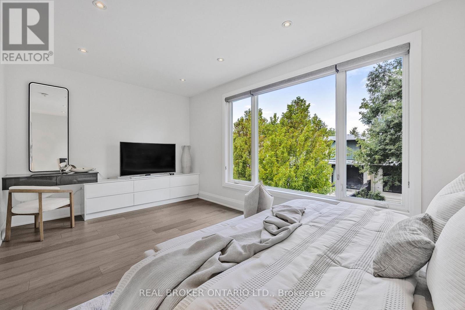 9a Maple Avenue N, Mississauga (Port Credit), Ontario  L5H 2R9 - Photo 20 - W12821722