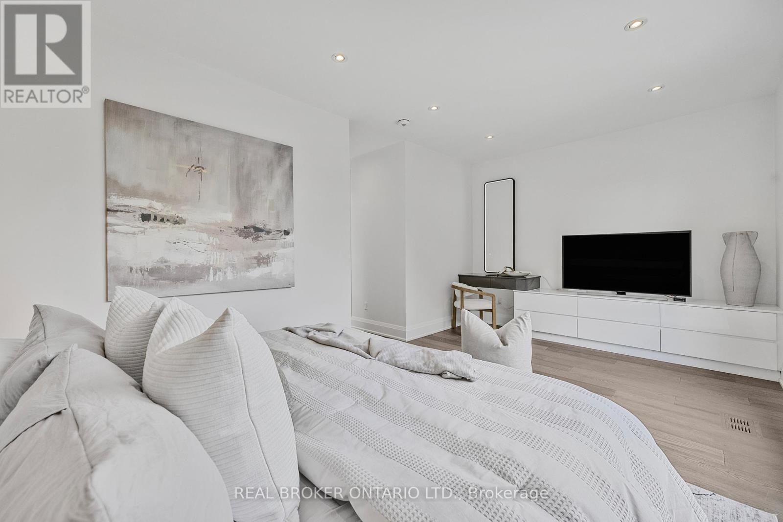 9a Maple Avenue N, Mississauga (Port Credit), Ontario  L5H 2R9 - Photo 19 - W12821722