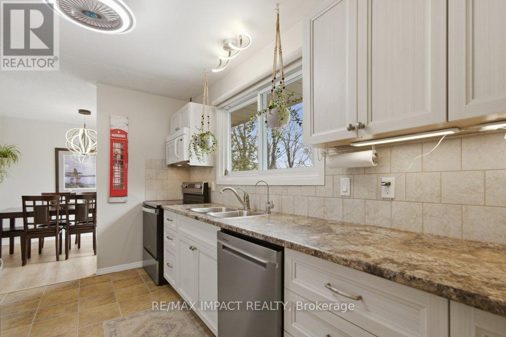 26 Parkview Heights, Quinte West, Ontario  K8V 5L7 - Photo 13 - X12887700