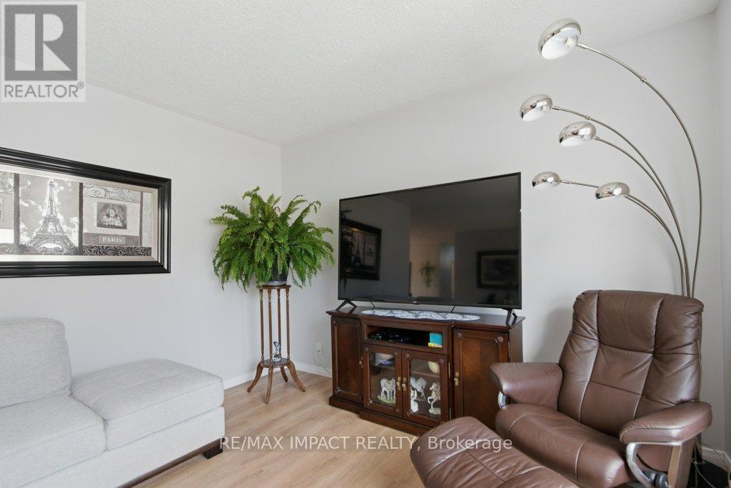 26 Parkview Heights, Quinte West, Ontario  K8V 5L7 - Photo 8 - X12887700