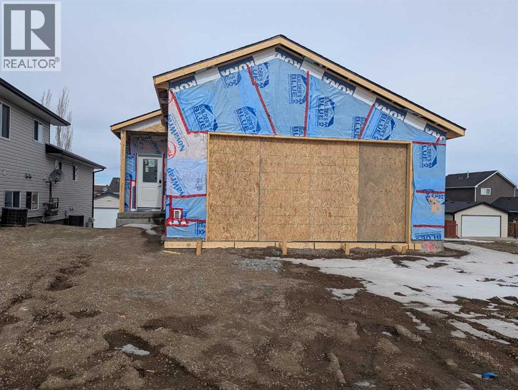 98 Sunwood Crescent Sw, Medicine Hat, Alberta  T1B 4Y6 - Photo 3 - A2288269