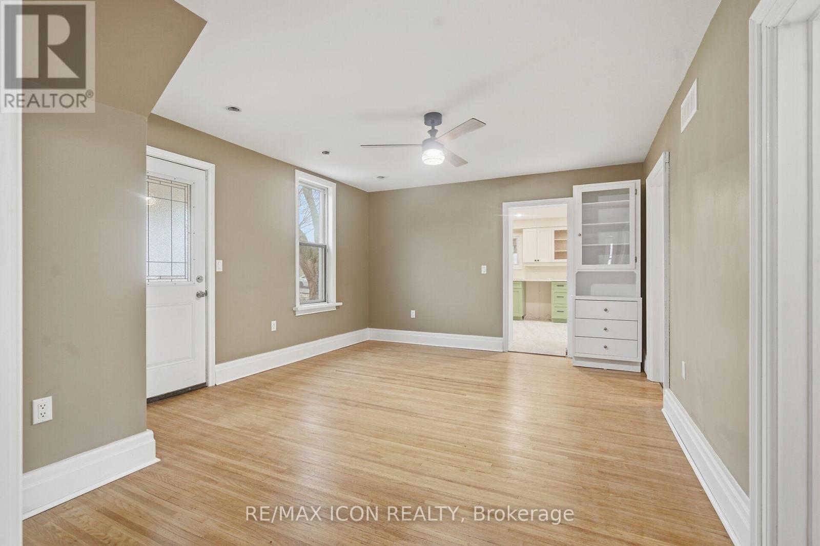 182 Maple Street, West Elgin (West Lorne), Ontario  N0L 2P0 - Photo 12 - X12887690