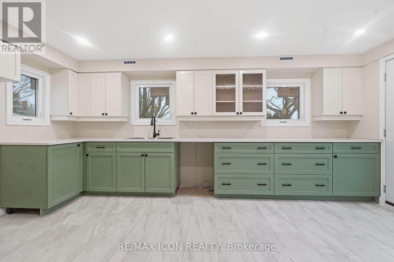 182 Maple Street, West Elgin (West Lorne), Ontario  N0L 2P0 - Photo 17 - X12887690