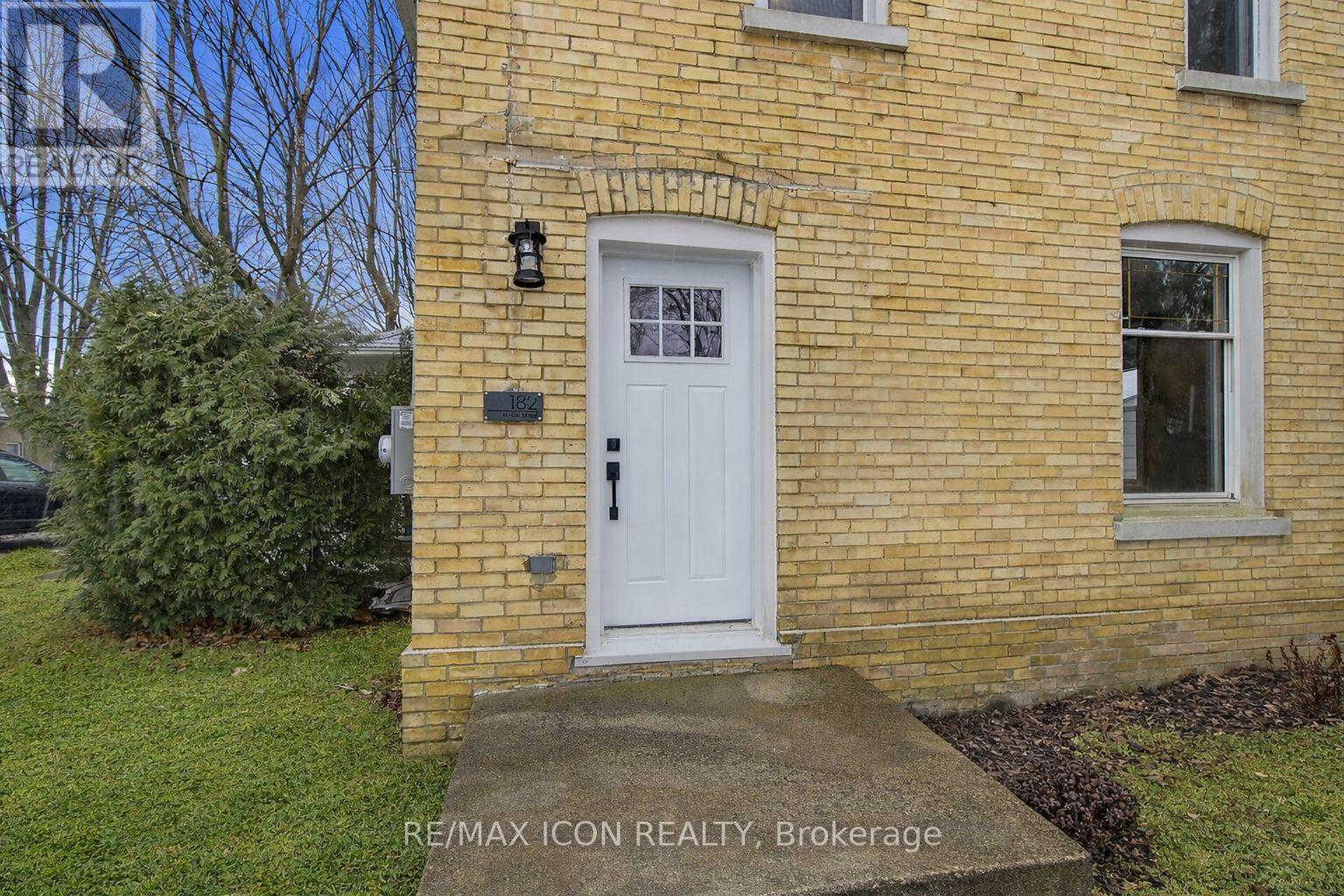 182 Maple Street, West Elgin (West Lorne), Ontario  N0L 2P0 - Photo 3 - X12887690