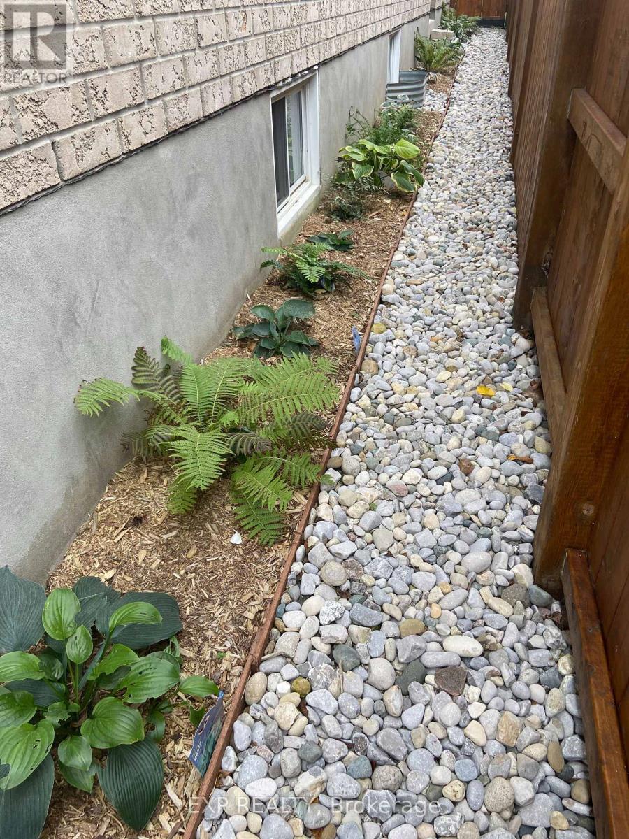 190 Emery St. Street, Central Elgin, Ontario  N5L 0A6 - Photo 15 - X12887736