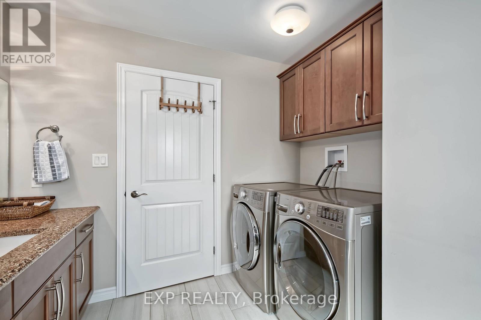 190 Emery St. Street, Central Elgin, Ontario  N5L 0A6 - Photo 31 - X12887736