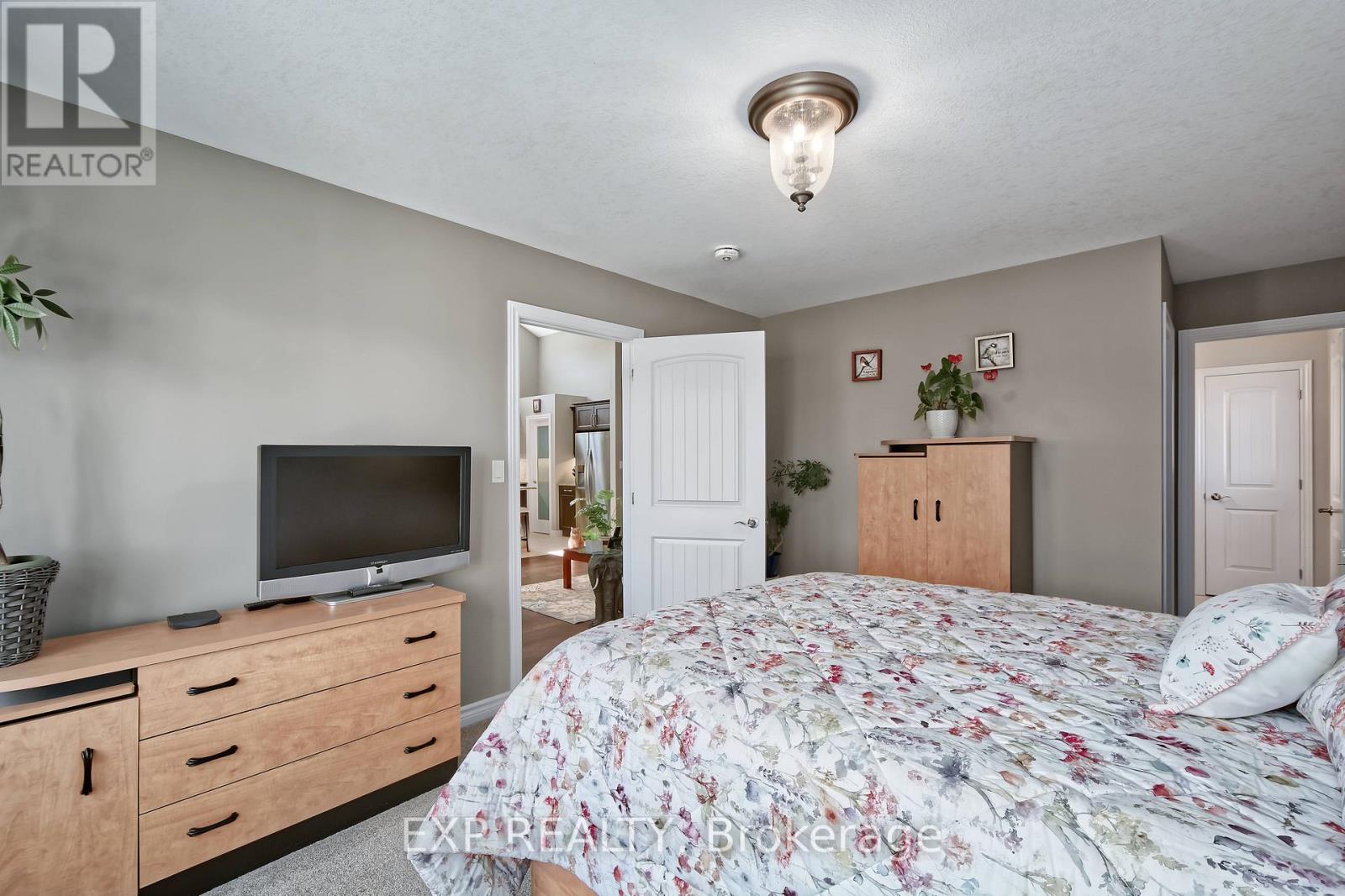 190 Emery St. Street, Central Elgin, Ontario  N5L 0A6 - Photo 33 - X12887736