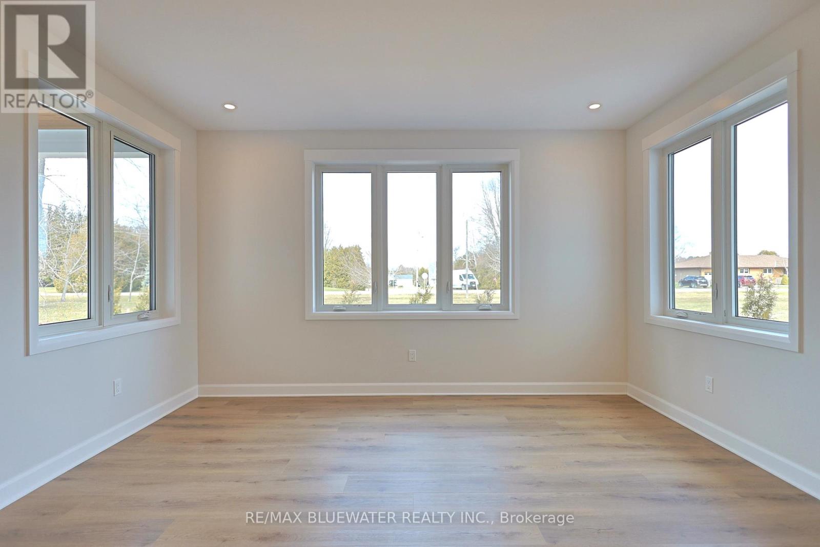 72623 Stanley Street, Bluewater (Hay), Ontario  N0M 2T0 - Photo 18 - X12887774