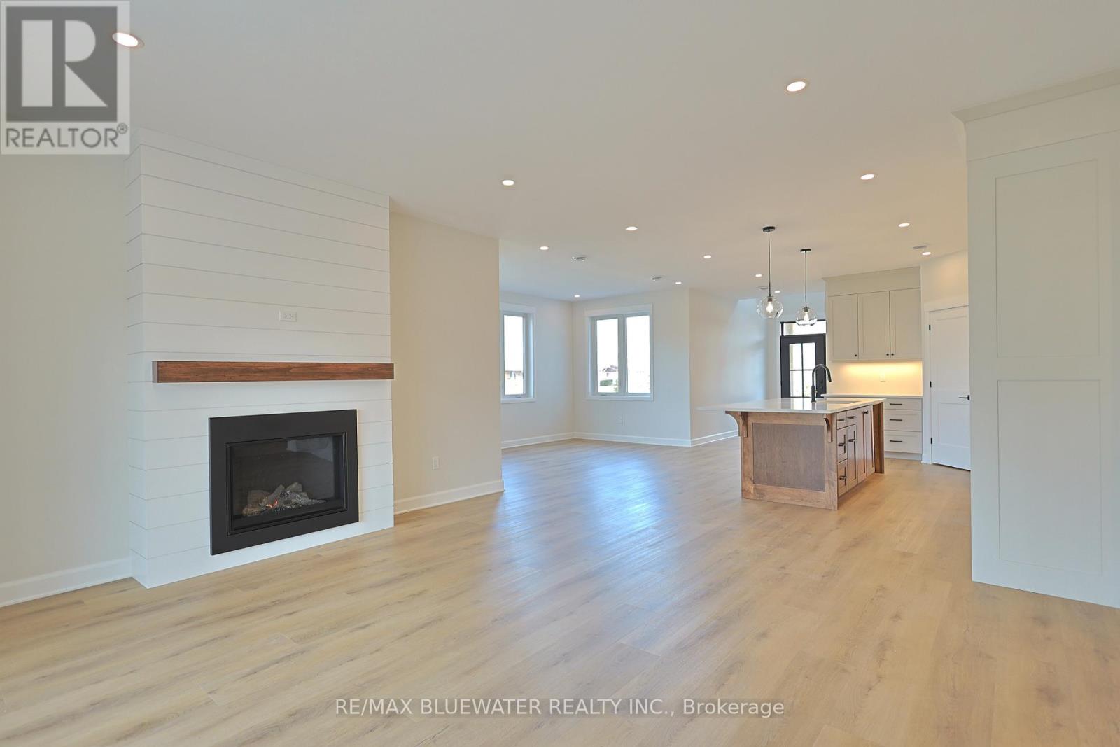 72623 Stanley Street, Bluewater (Hay), Ontario  N0M 2T0 - Photo 23 - X12887774