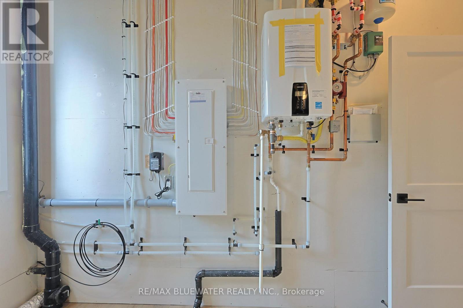 72623 Stanley Street, Bluewater (Hay), Ontario  N0M 2T0 - Photo 33 - X12887774