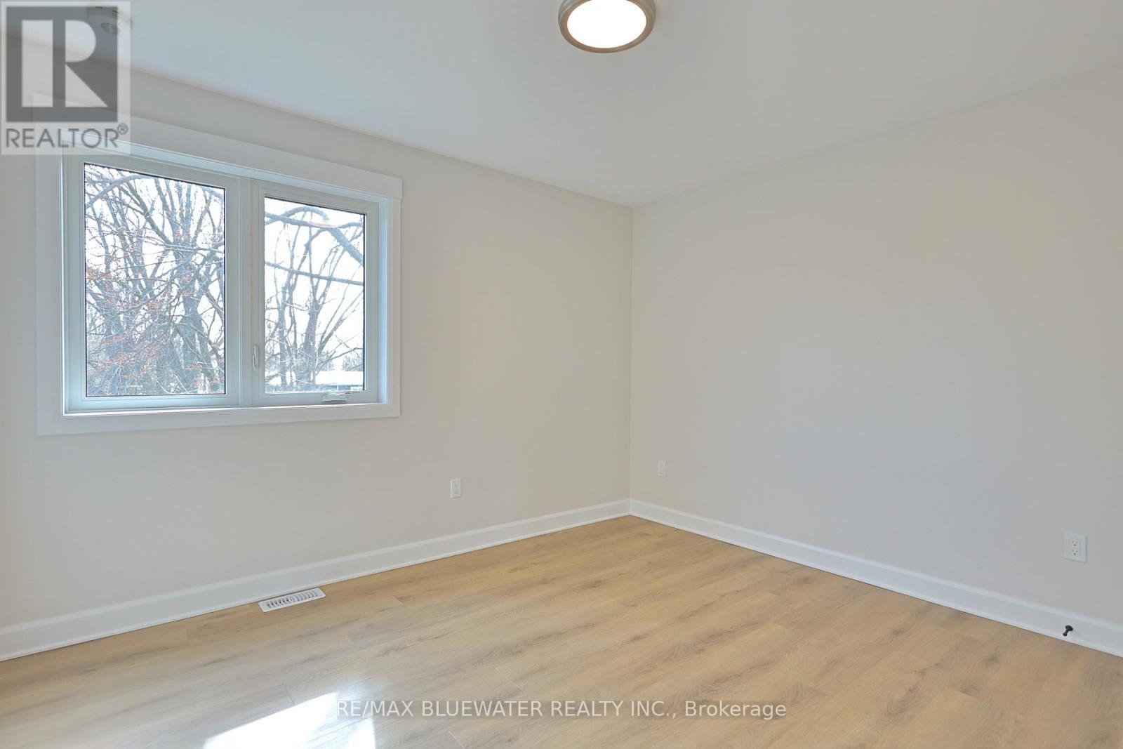 72623 Stanley Street, Bluewater (Hay), Ontario  N0M 2T0 - Photo 40 - X12887774