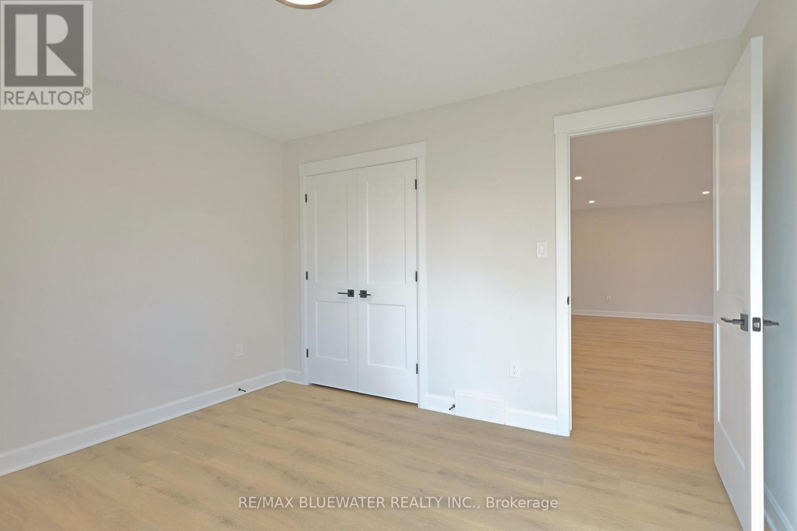 72623 Stanley Street, Bluewater (Hay), Ontario  N0M 2T0 - Photo 41 - X12887774