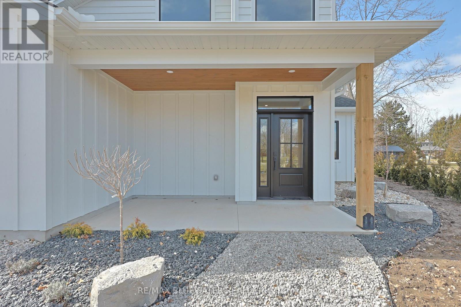 72623 Stanley Street, Bluewater (Hay), Ontario  N0M 2T0 - Photo 8 - X12887774