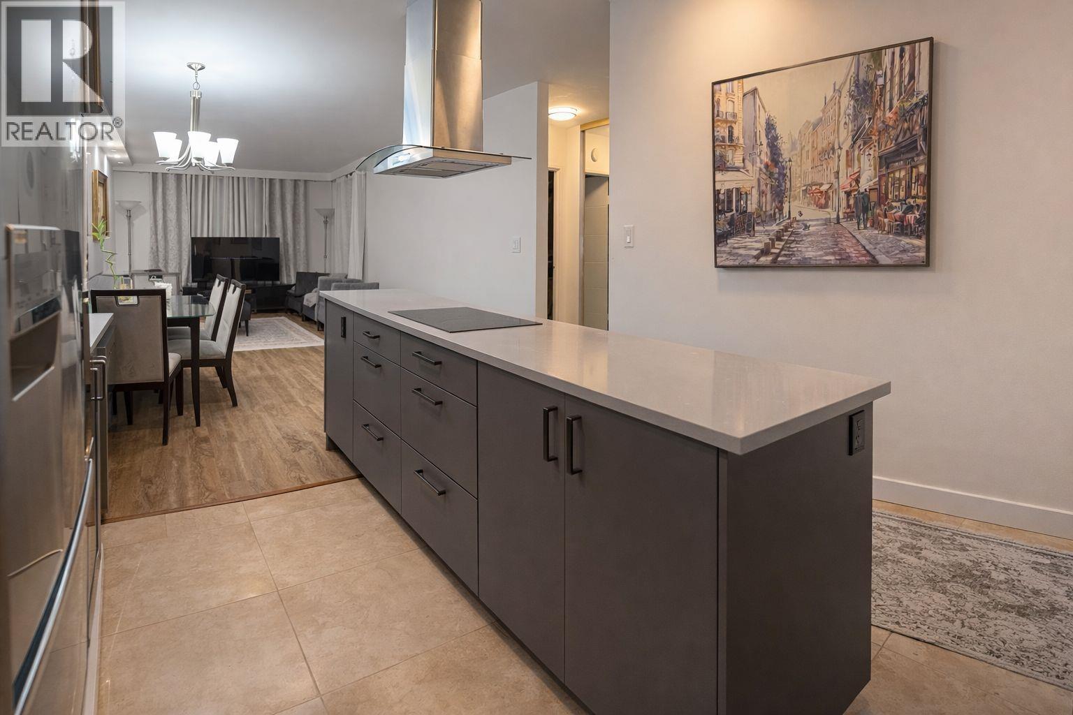 705 2012 Fullerton Avenue, North Vancouver, British Columbia  V7P 3E3 - Photo 9 - R3099895