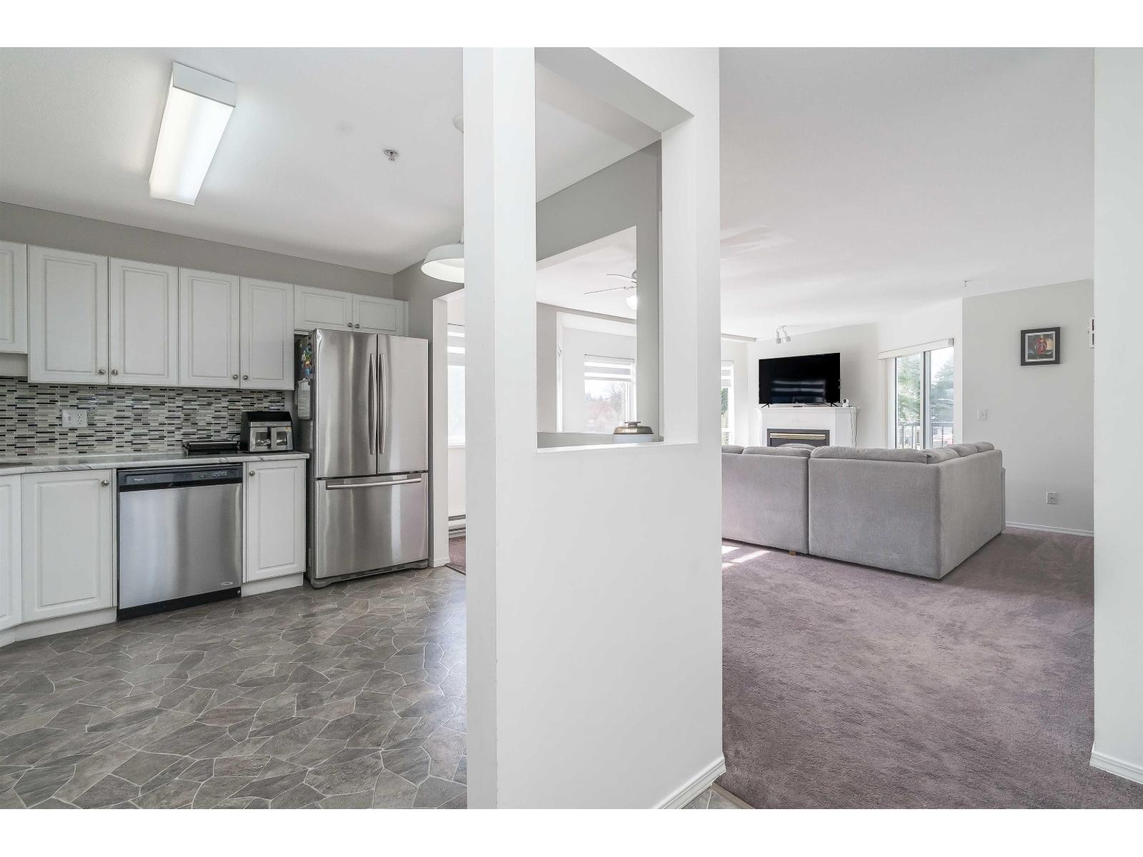 301 31831 Peardonville Road, Abbotsford, British Columbia  V2T 1L5 - Photo 8 - R3097987