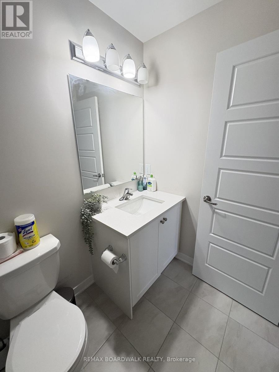 43 Pyrite Private, Ottawa, Ontario  K2J 7J4 - Photo 12 - X12887718