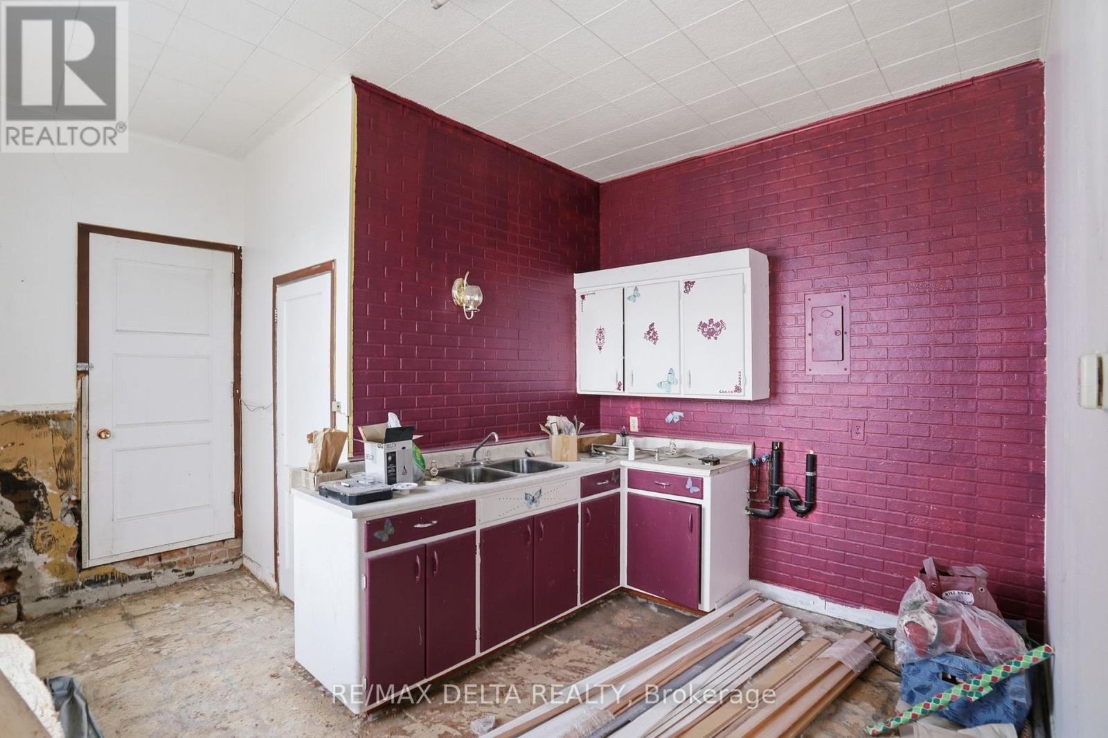 17 Main Street E, Champlain, Ontario K0B 1R0 - Photo 35 - X12887760