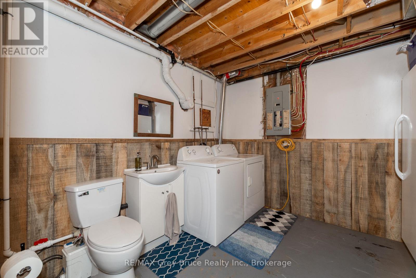 101530 Side Road 9, Georgian Bluffs, Ontario  N0H 2N0 - Photo 27 - X12887522