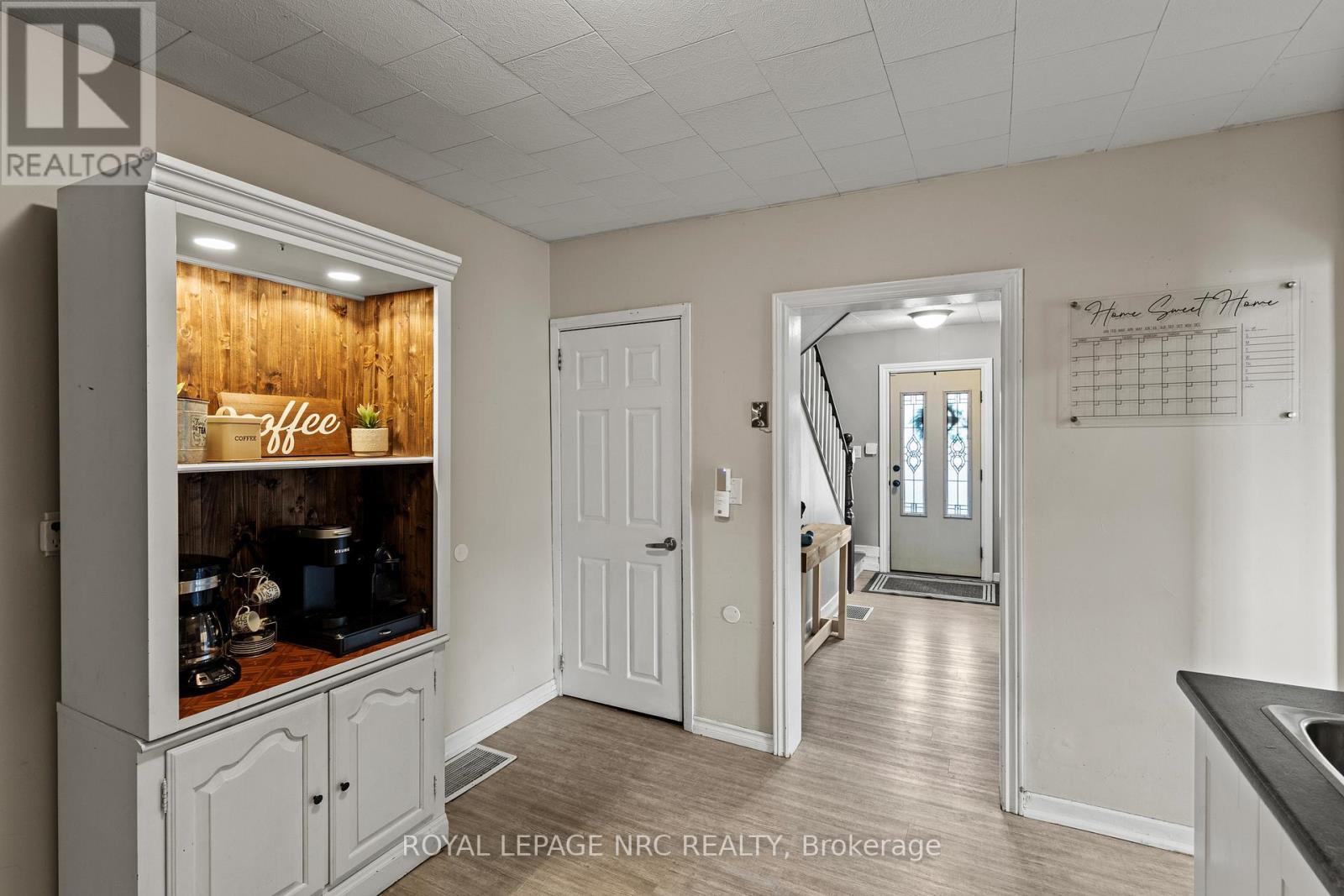 313 Burgar Street, Welland, Ontario  L3B 2T5 - Photo 14 - X12887792