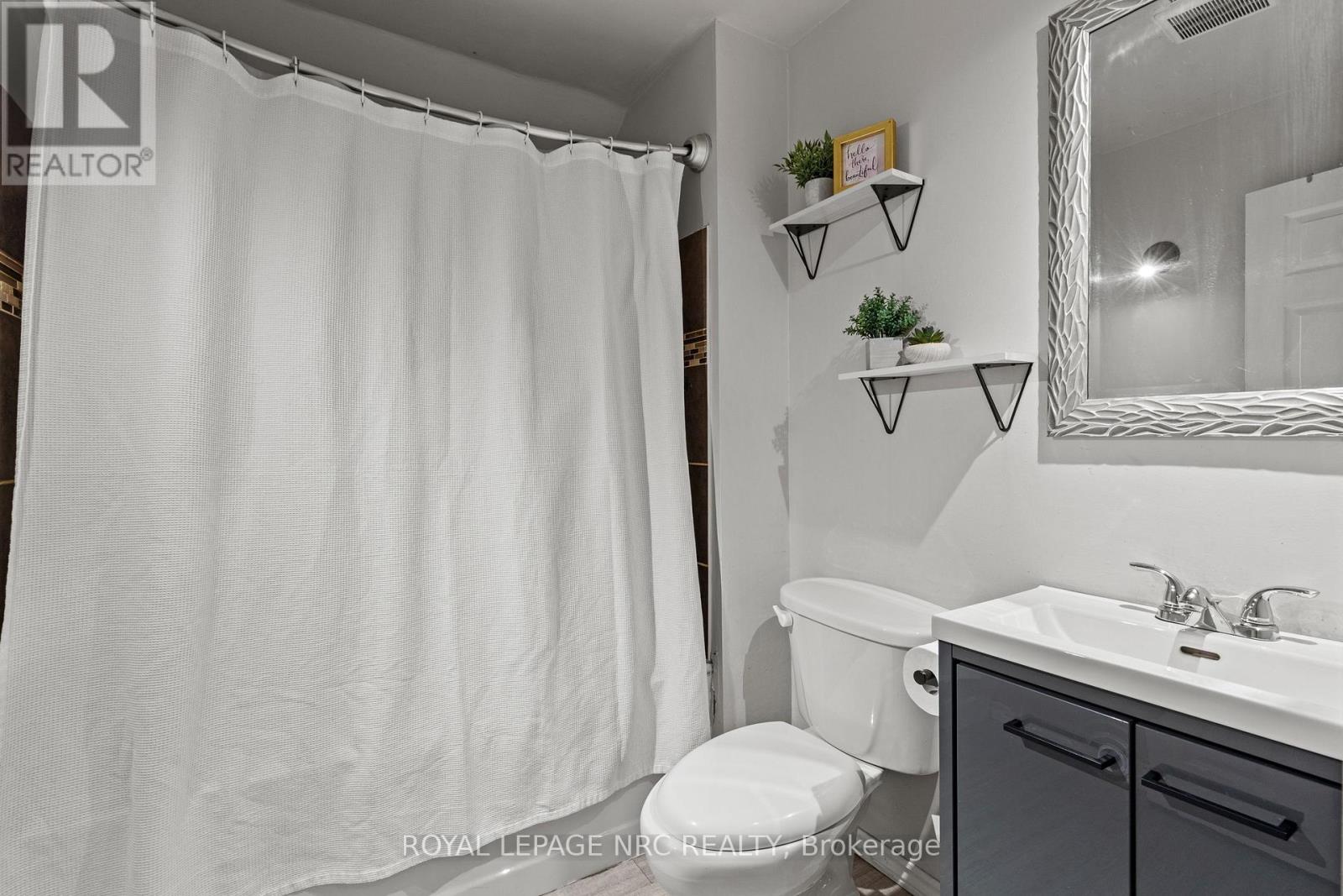 313 Burgar Street, Welland, Ontario  L3B 2T5 - Photo 24 - X12887792