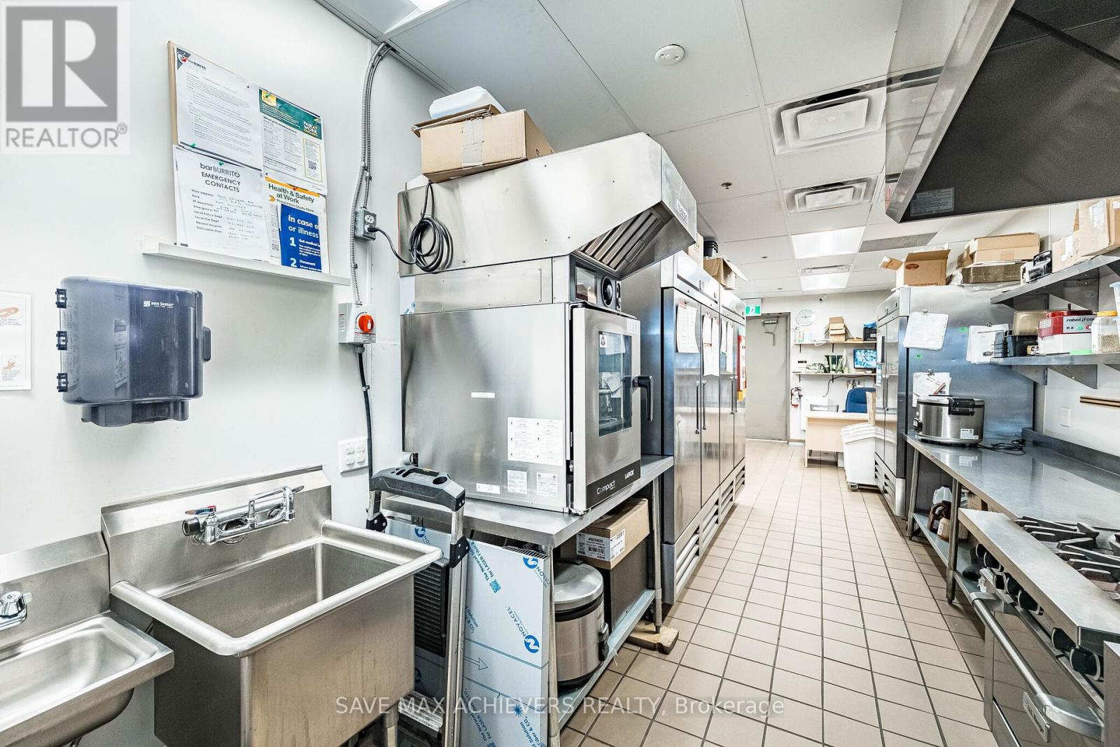 B11 - 9600 Islington Avenue, Vaughan, Ontario  L4H 2T1 - Photo 25 - N12867310