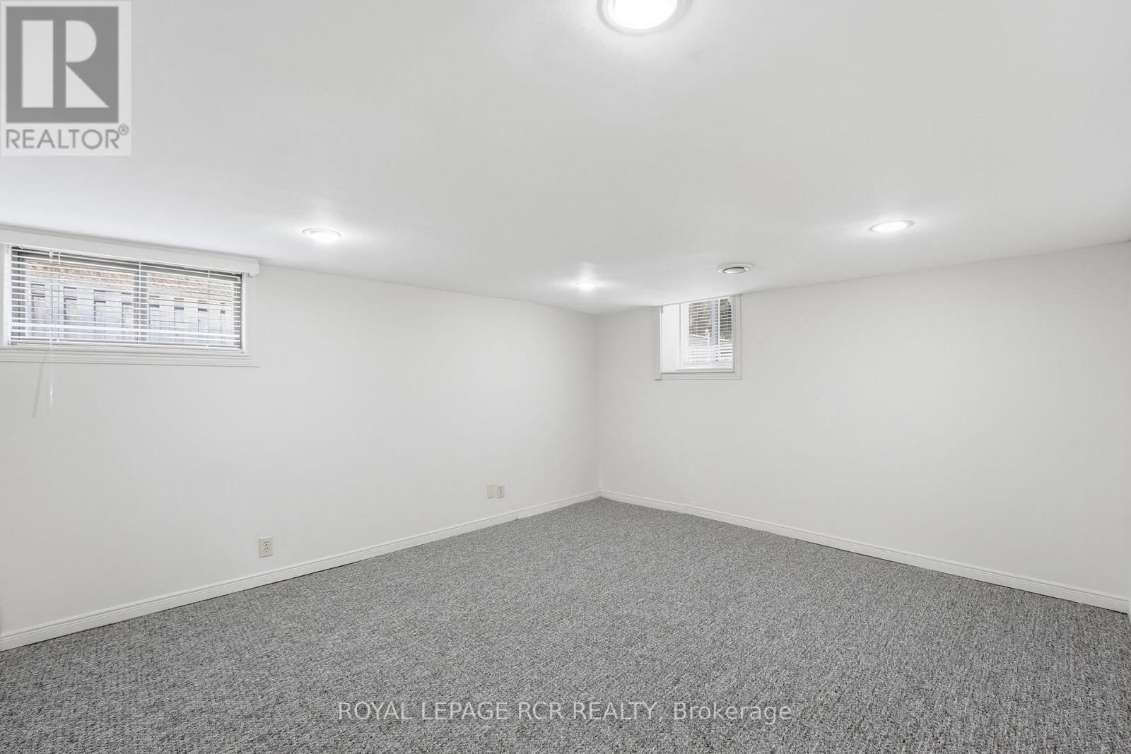 83 Industrial Parkway S, Aurora, Ontario  L4G 3V5 - Photo 16 - N12886166