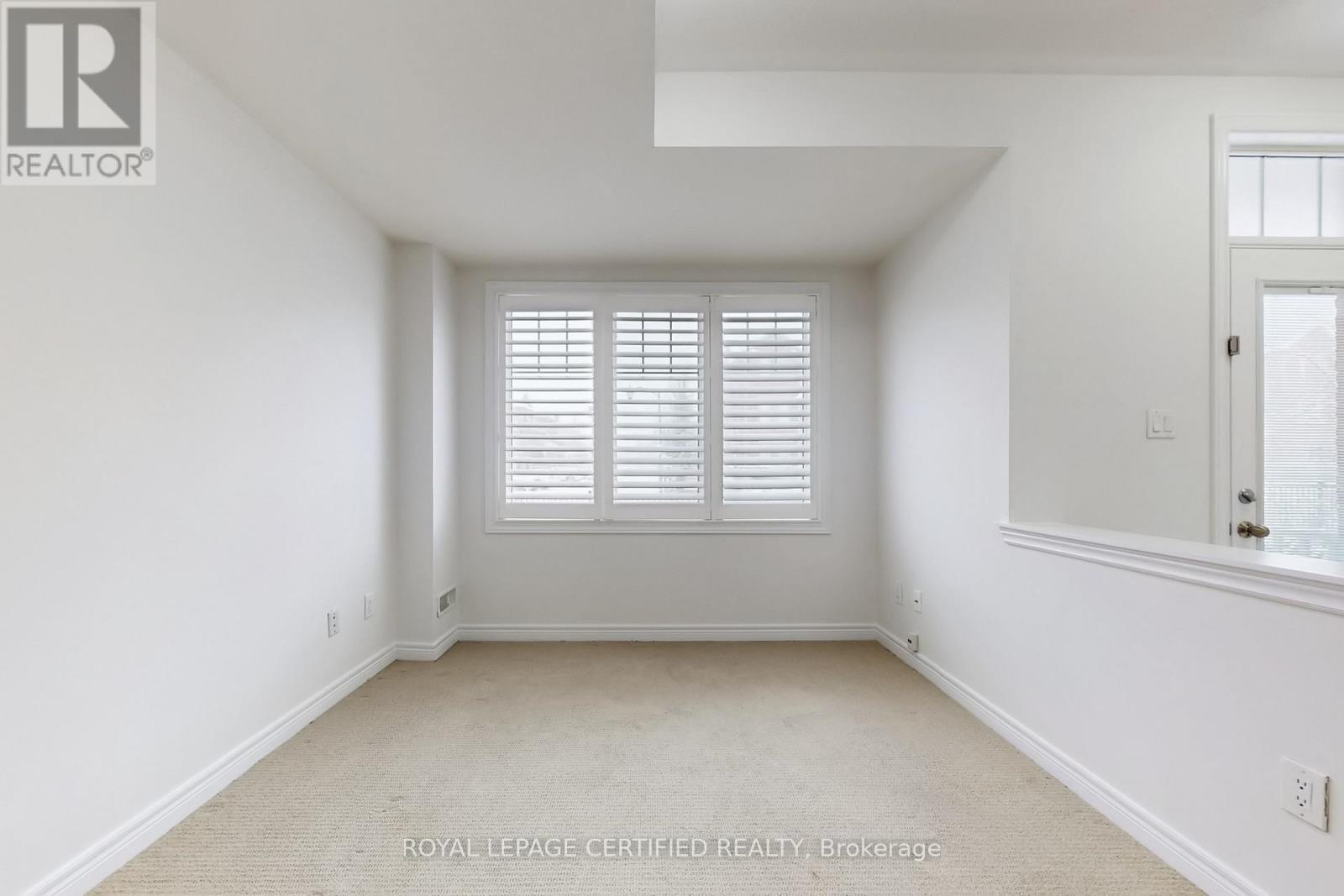 2 - 5725 Tosca Drive, Mississauga, Ontario  L5M 6V9 - Photo 5 - W12887464