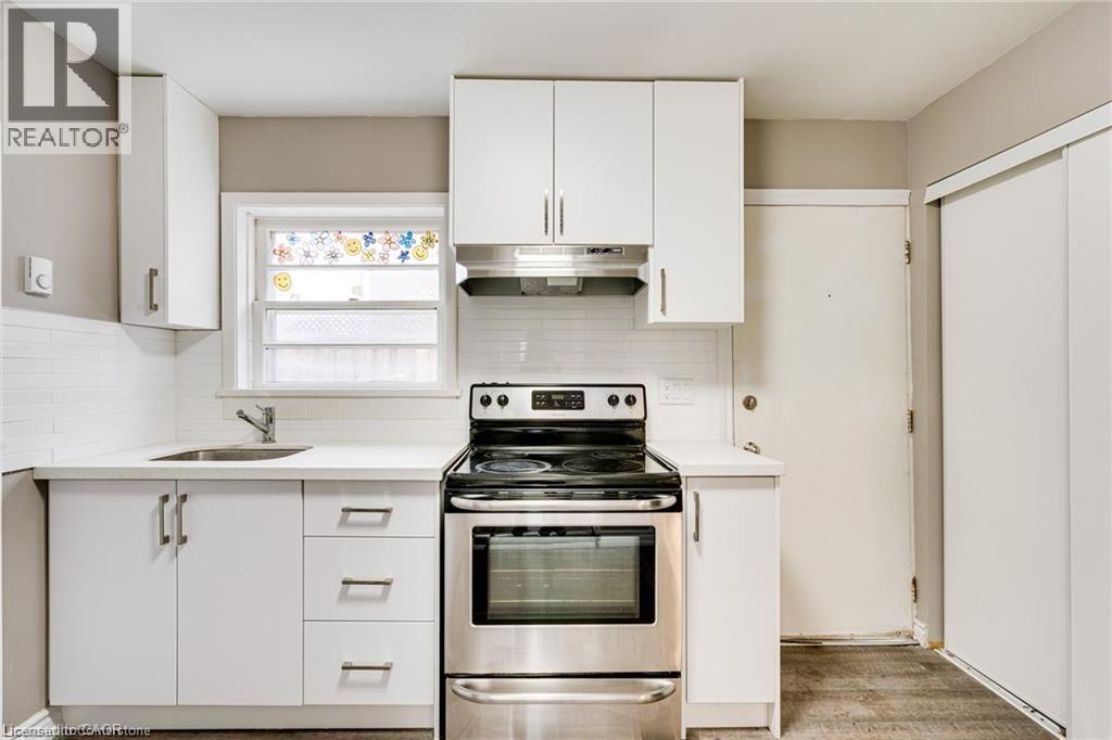 35 Albion Street Unit# Lower, Brantford, Ontario  N3T 3L9 - Photo 1 - 40812563