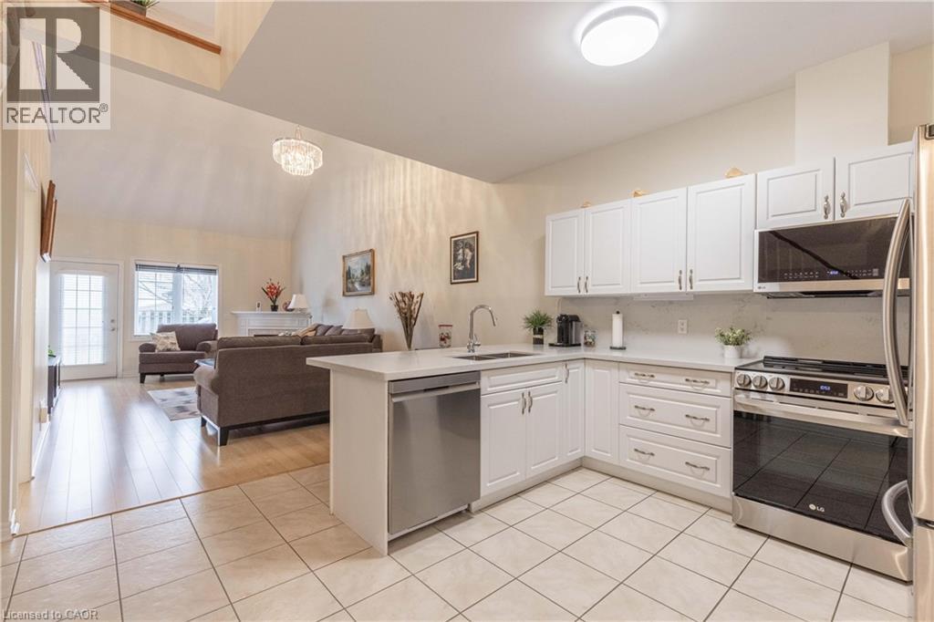 8142 Costabile Drive Unit# 13, Niagara Falls, Ontario  L2H 3M3 - Photo 2 - 40812561