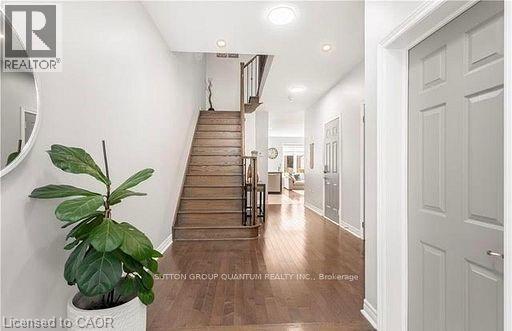 3038 Hibiscus Gardens, Oakville, Ontario  L6M 0Z1 - Photo 4 - 40812535