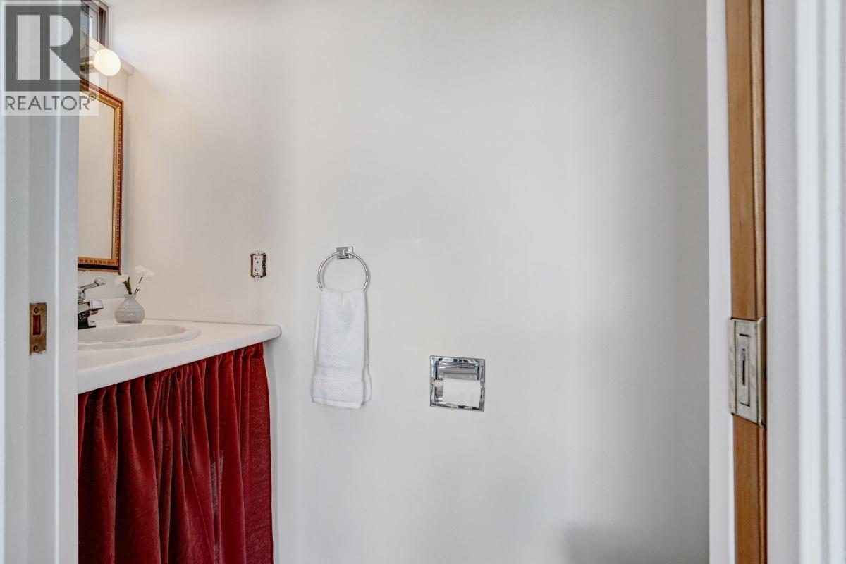 2856 W King Edward Avenue, Vancouver, British Columbia  V6L 1T9 - Photo 16 - R3099965