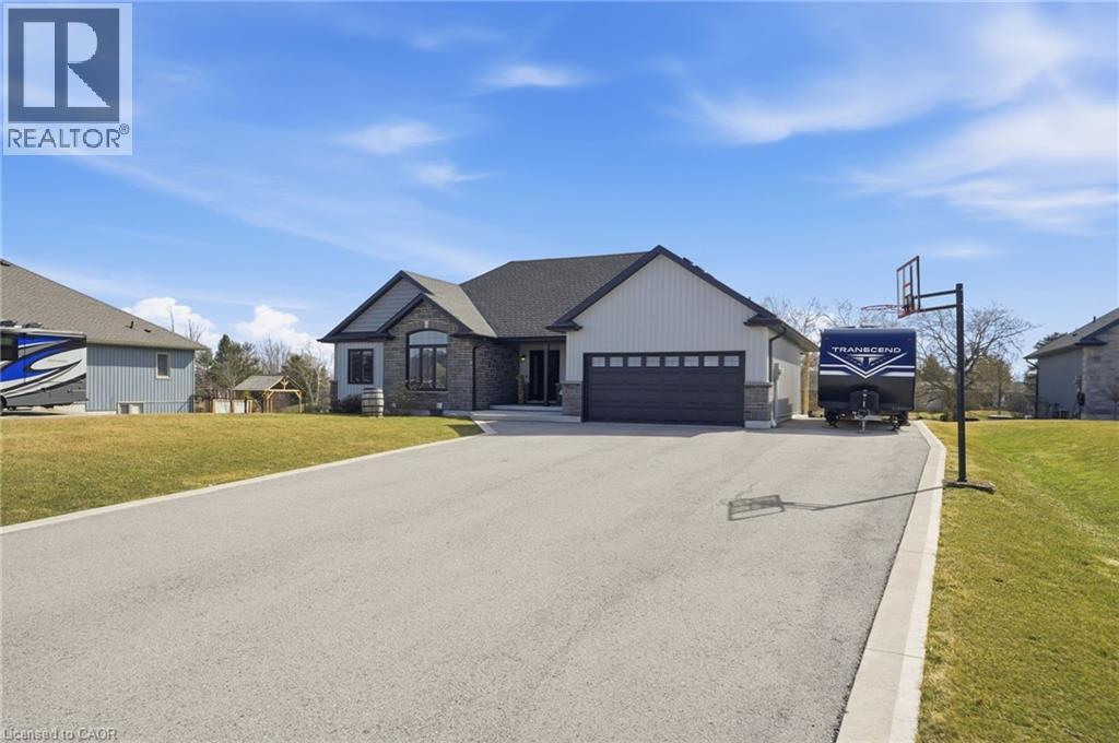 401 Lighthouse Drive, Dunnville, Ontario  N1A 2W6 - Photo 2 - 40809287